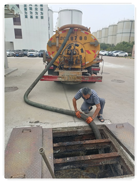 嘉积镇隔油池清掏